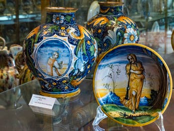 Maestro Domenico, Earthenware cup, Bargello Museum in Florence, Italy