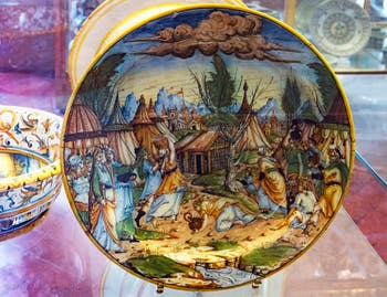 Urbino, Dish decorated with the fall of the celestial manna, Bargello Museum in Florence, Italy