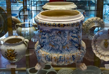Francesco Mezzarisa, Antonio Romanino Cimatti, Pharmacy vase with a mythological scene and Saint George, Bargello Museum in Florence, Italy